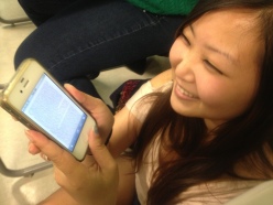 Lost in digital cyberspace. Student attempting to read academic prose on a digital platform for an open-source quiz.  